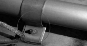 Fastening bolt for roof wire tube